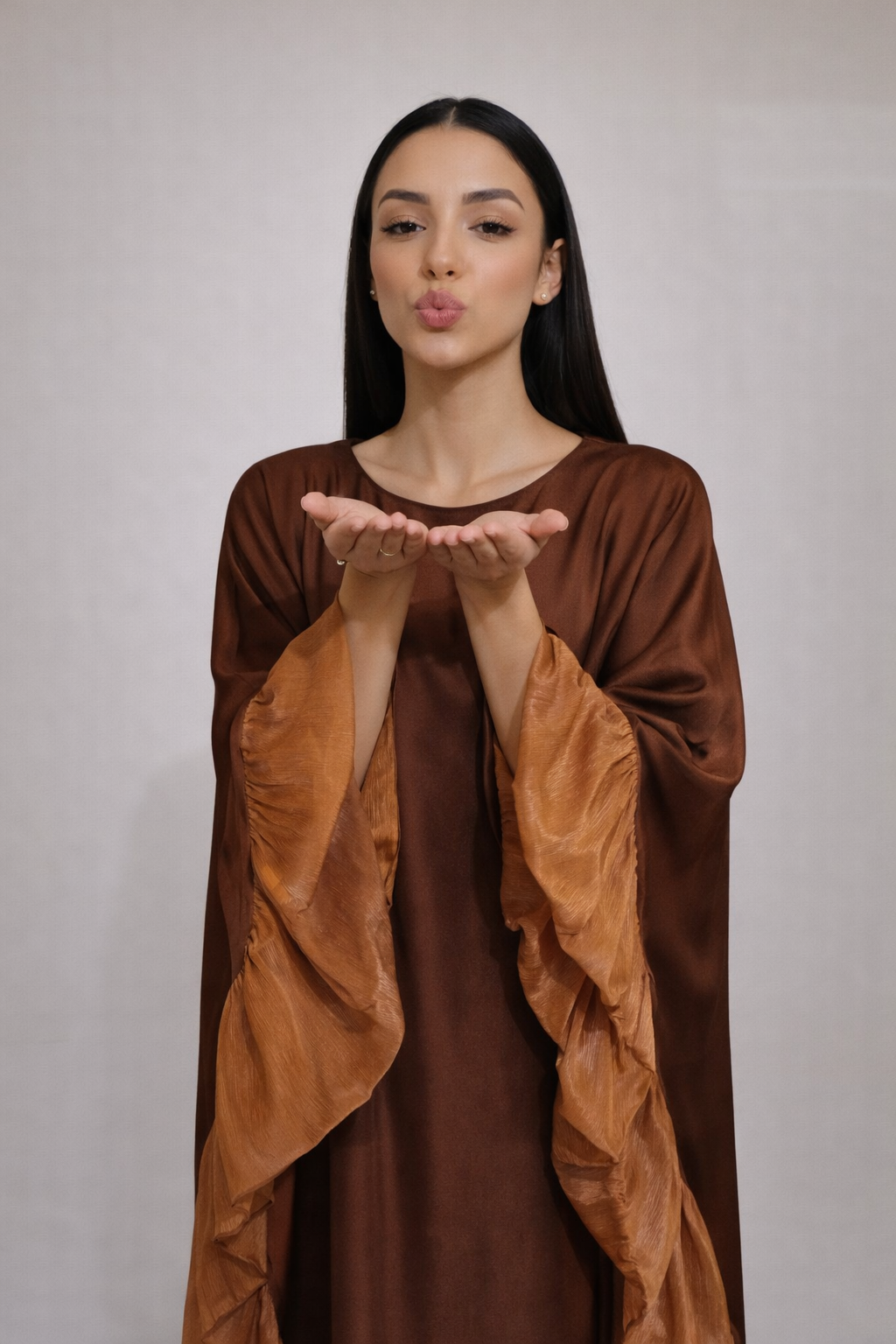 TUANA - ABAYA