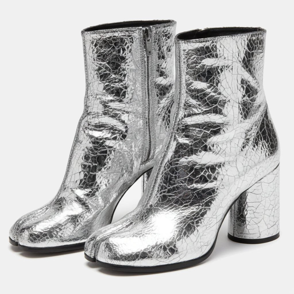 Tabi boots