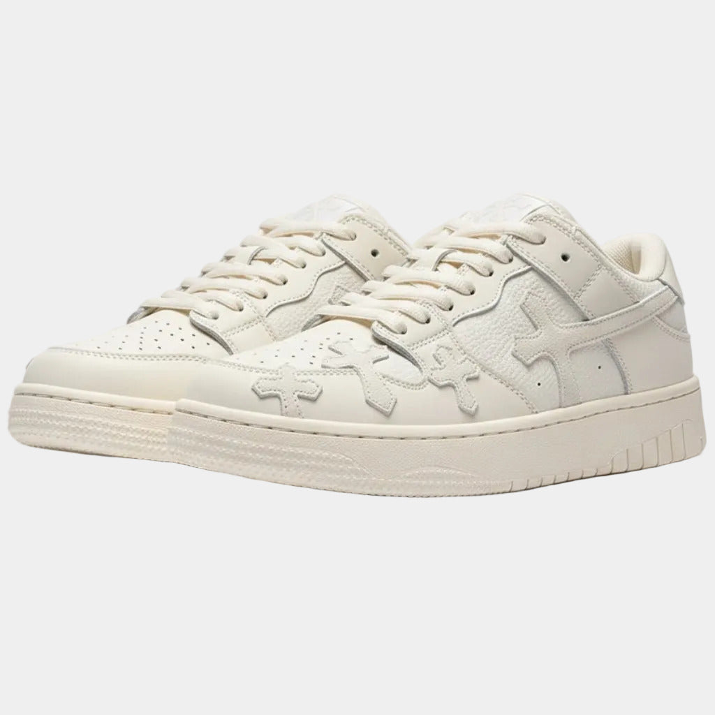 Cross sneaker
